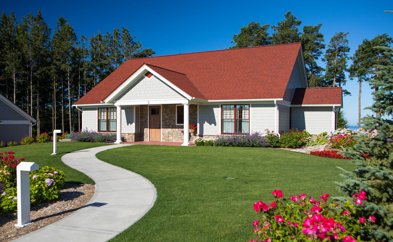 Cottage Front 2